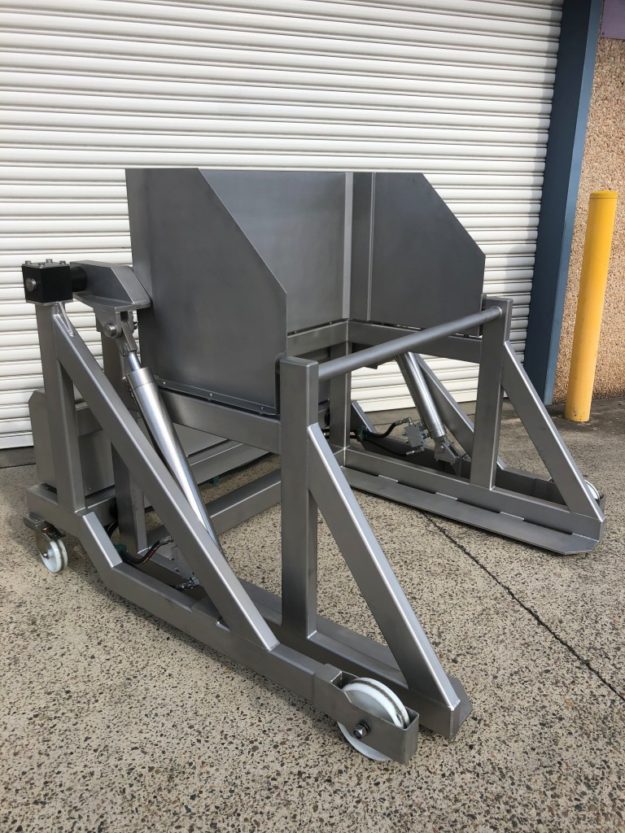 Allpack_Designs_Stainless_Tipper Allpack_Designs_Stainless_Tipper